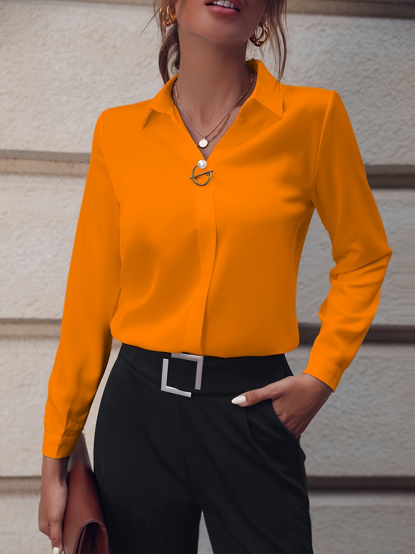 Renata - Élégante blouse fuchsia à manches longues