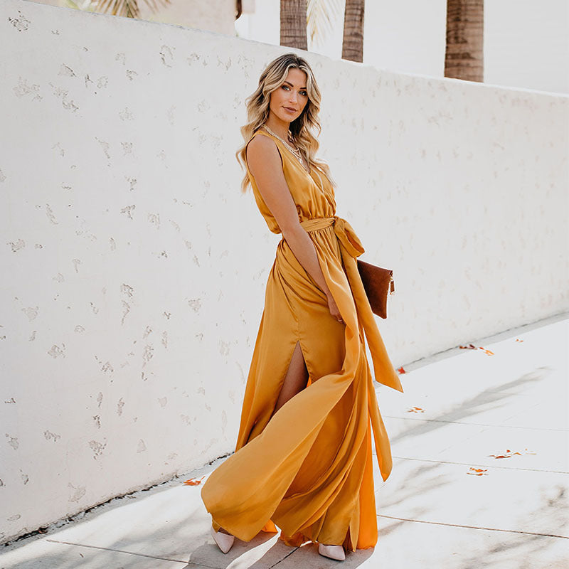 Amarante - Robe longue fendue sans manches
