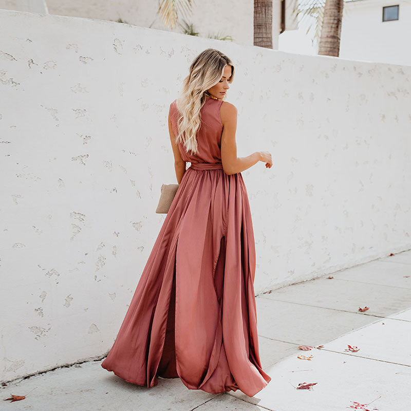 Amarante - Robe longue fendue sans manches