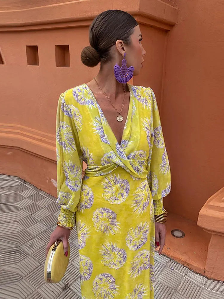 Gabriela - Robe midi colorée à manches longues