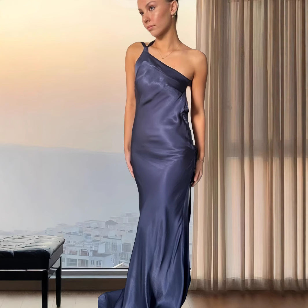 Selena - Robe asymétrique découpée à une épaule