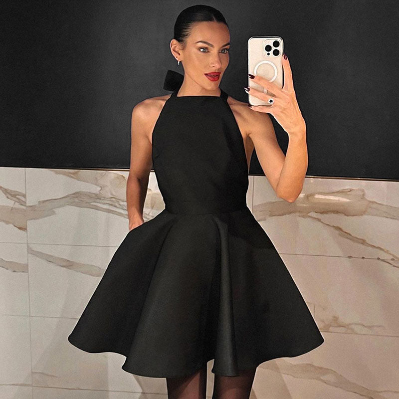 Sophie - Robe cocktail satinée évasée
